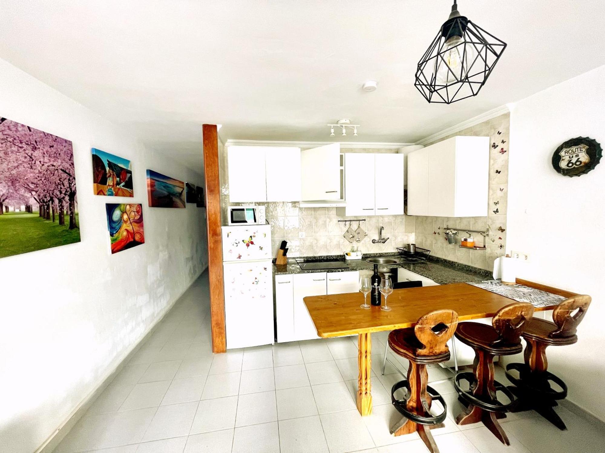 Casita Mara! 2' Line To The Sea, Shops And Bar'S Apartment Tias Bagian luar foto