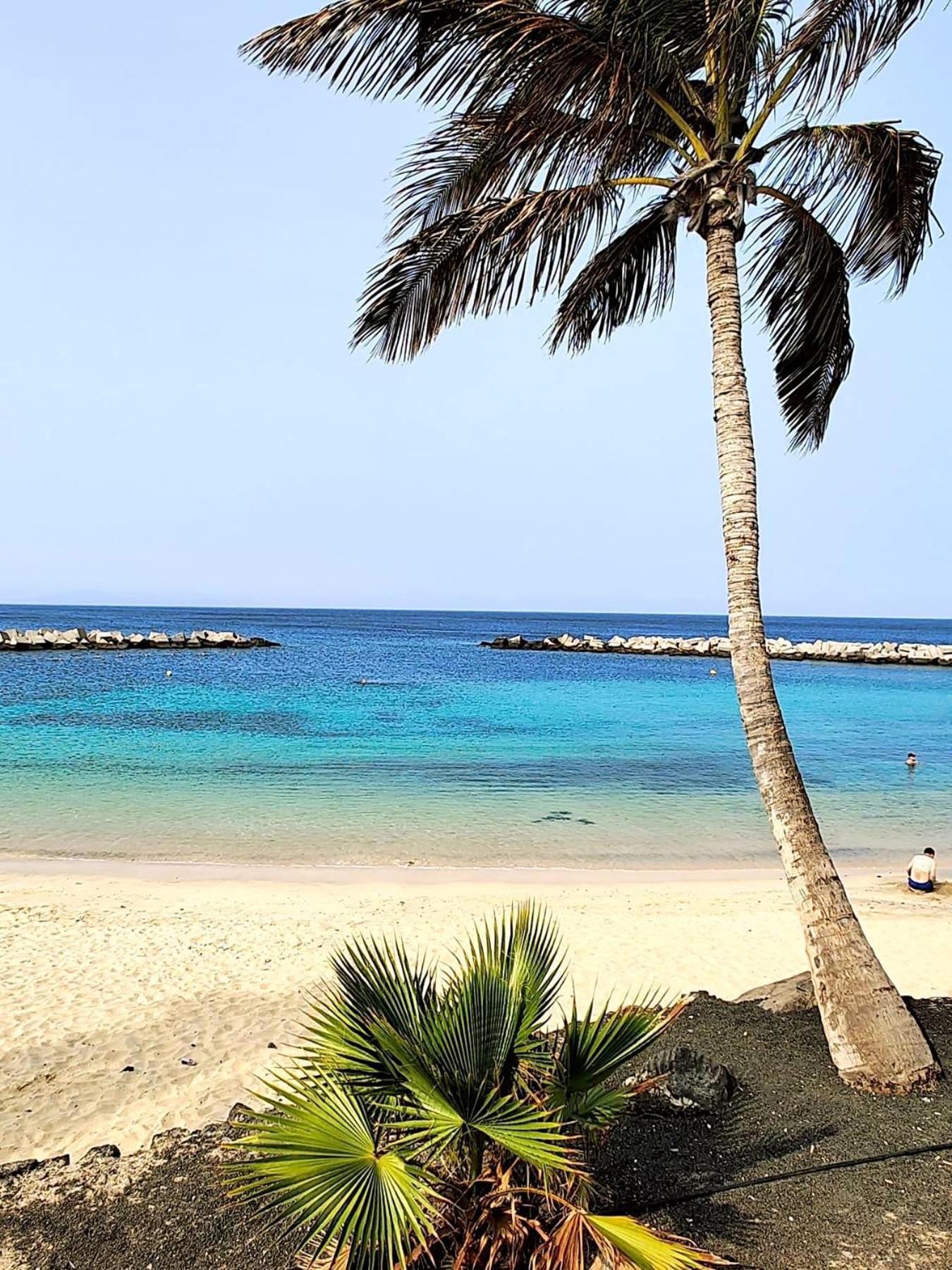 Casita Mara! 2' Line To The Sea, Shops And Bar'S Apartment Tias Bagian luar foto